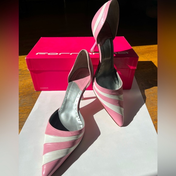 Pink and White Women's Kitten 2” Heels, Size 6 Women - Picture 4 of 8